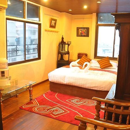 Asian Bliss Myanmar Hostel Rangun Zewnętrze zdjęcie